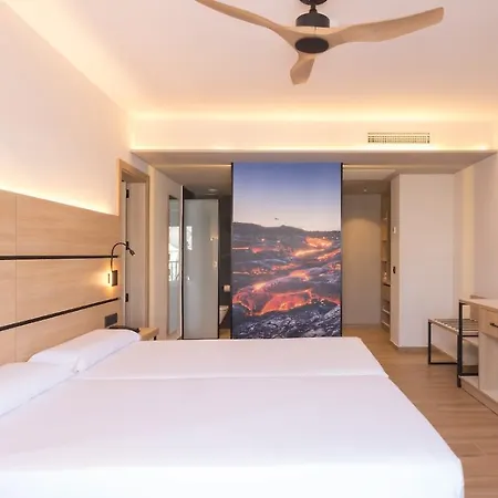 Hotel Mynd Yaiza 4*