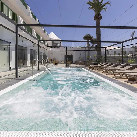 Hotel Mynd Yaiza 4*